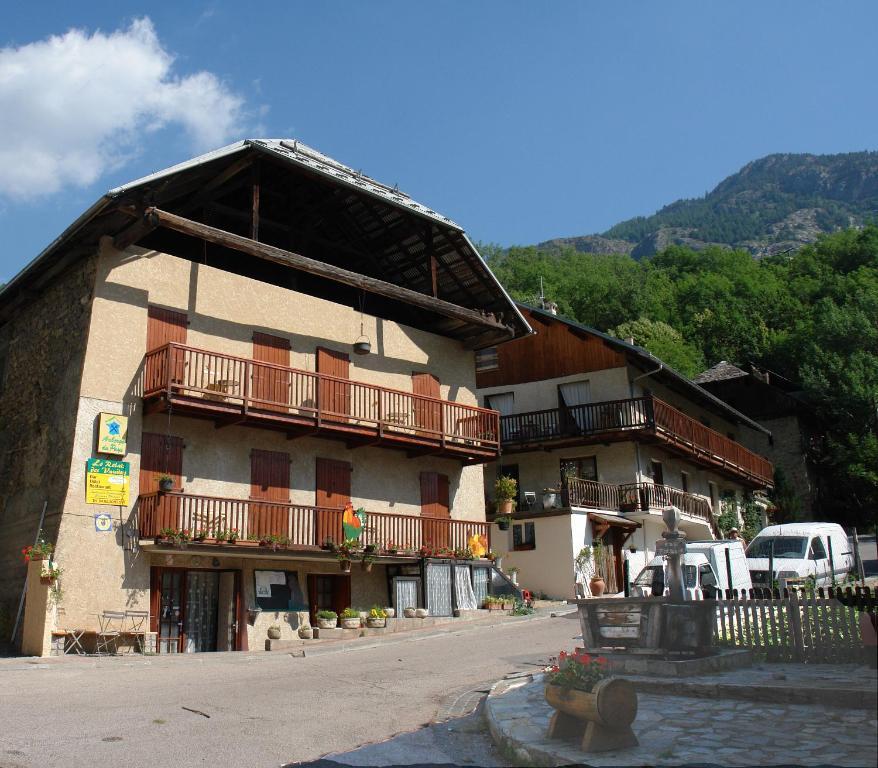 Hôtel Le Relais Des Vaudois à Freissinières Extérieur photo